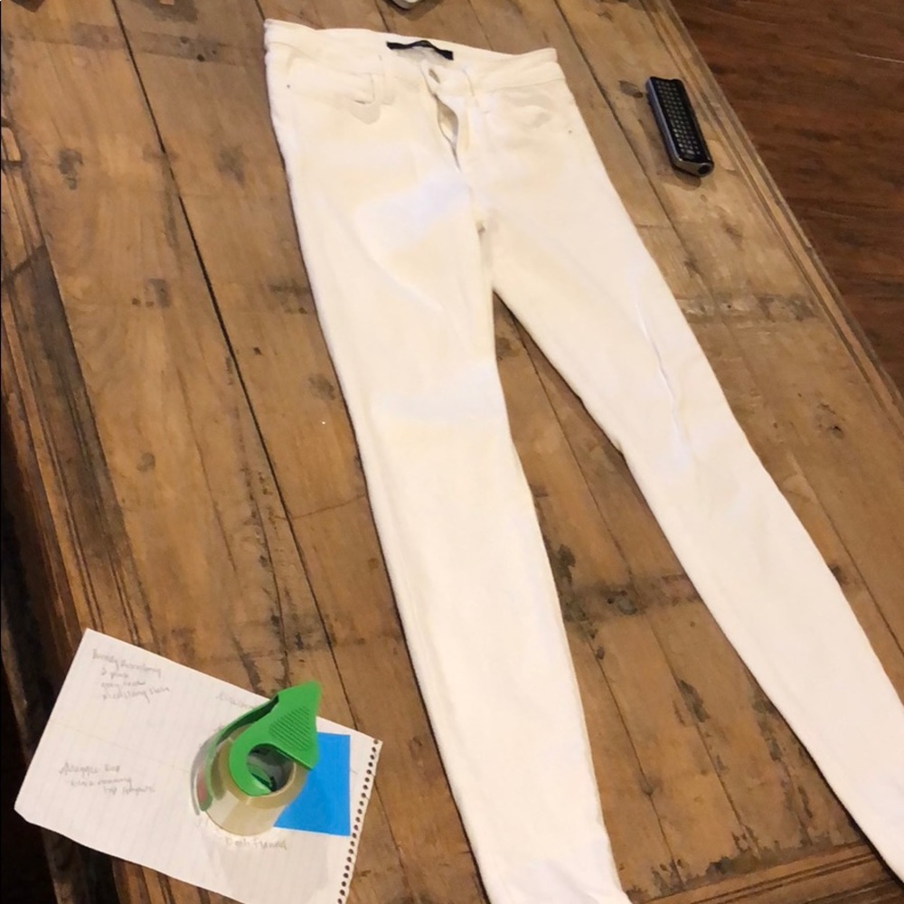 White Joes skinny jeans